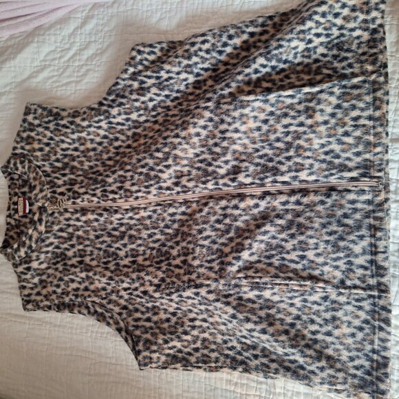 Tudor Court animal print vest - Picture 8 of 16